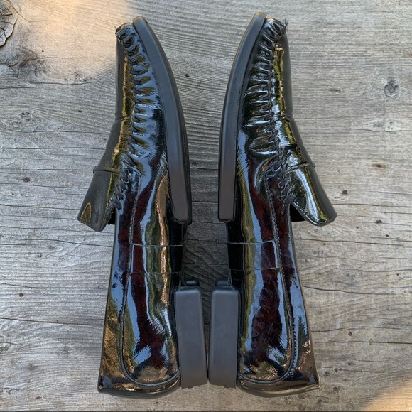 Cole Haan black patent leather loafer flats - Picture 4 of 14